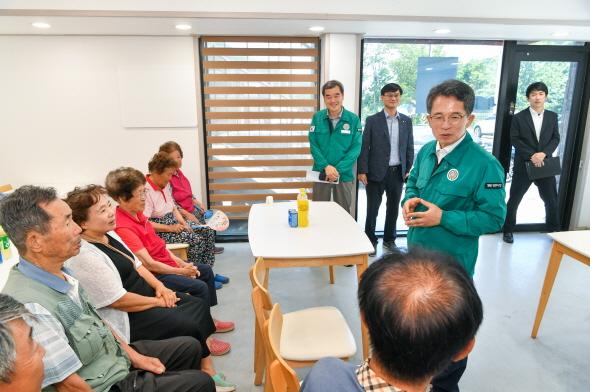 NSP통신-영주시는 여름철 폭염으로 인한 인명피해를 예방하고 시민의 건강과 안전을 지키기 위해 오는 9월 30일까지 폭염 종합대책을 본격적으로 추진한다. (사진 = 영주시)