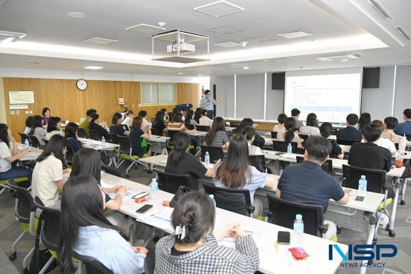 NSP통신-달성군은 지난 9일 군청 중회의실에서 본청, 의회사무국, 달성복지재단 등 산하기관 회계담당자, 신규 임용자 등 직원 70여 명을 대상으로 회계실무 교육을 개최했다. (= 달성군)