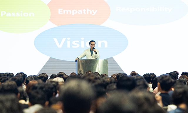 NSP통신-14일 임태희 경기도교육감이 특강을 하고 있다. (사진 = 경기도교육청)