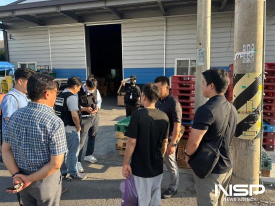 NSP통신-외국인 대상 가시적 형사 활동 전개 (사진 = 광양경찰서)