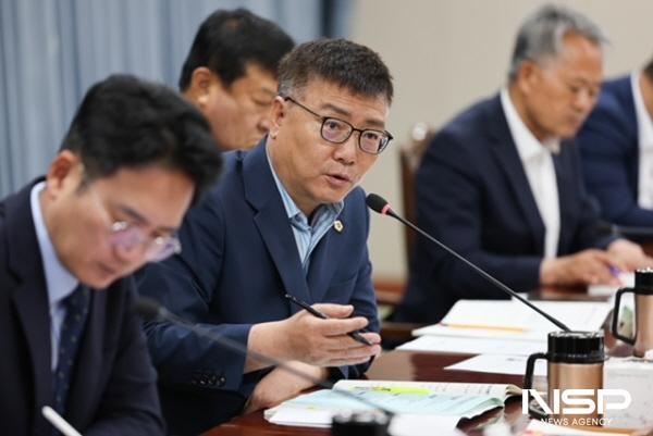 NSP통신-최동익 전남도의원이 전남 해양수산의 미래 전략을 위한 핵심 과제로 지역대학 연계 수산가공식품 클러스터 조성의 필요성을 주장했다. (사진 = 전남도의회)