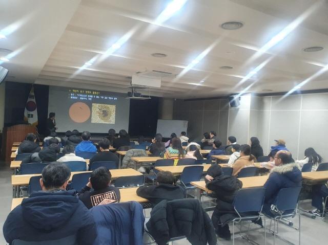 NSP통신-월간천문학 강연 모습. (사진 = 군포시)