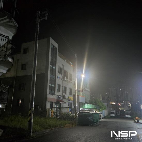NSP통신-광양읍 설치된 보안등 (사진 = 광양시청)