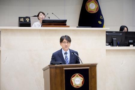 NSP통신-5분 자유발언하는 이교우 용인시의원. (사진 = 용인특례시의회)