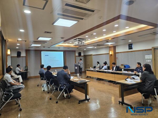 NSP통신-경산시는 지난 18일 소회의실에서 2025 경산시 사업장 위험성평가 용역 최종보고회를 개최했다. (사진 = 경산시)