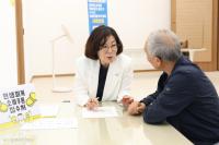 [NSP PHOTO]김보라 안성시장, 민생회복 소비쿠폰 신청 현장점검 나서