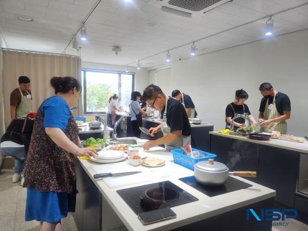 NSP통신-구미시 로컬푸드직매장 금오산점 내 공유주방이 지역 식생활 교육의 거점으로 주목받고 있다. (사진 = 구미시)