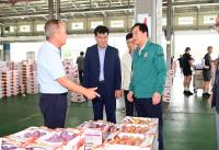 [NSP PHOTO]배낙호 김천시장, 농산물도매시장·농협공판장 격려 방문