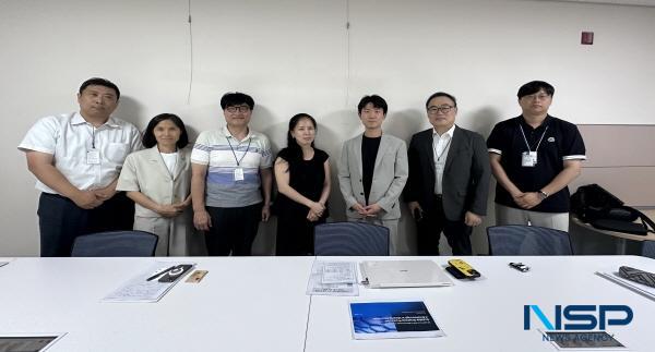 NSP통신-포항시는 23일 산업통상자원부를 방문해 그래핀을 국가첨단전략기술로 지정해 줄 것을 건의했다. (사진 = 포항시)