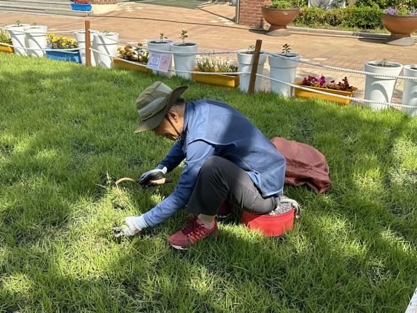 NSP통신-공동체 사업단(시장형) 학교환경관리지원사업 (사진 = 고양시)