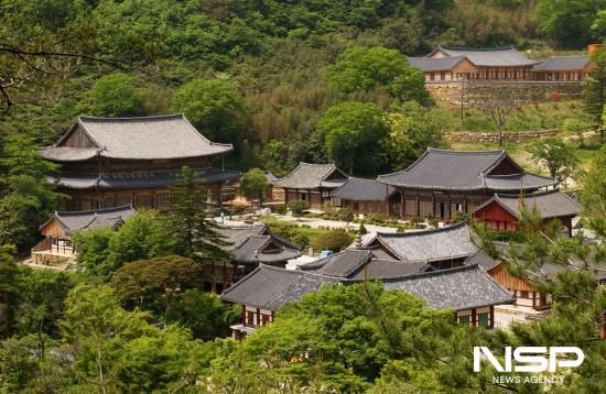 NSP통신-천년 고찰 화엄사 전경 (사진 = 구례군청)