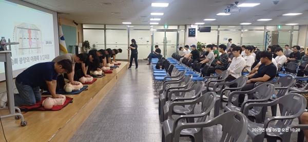 NSP통신-용인특례시 기흥구에서 진행한 하반기 민방위 보충교육 모습. (사진 = 기흥구)