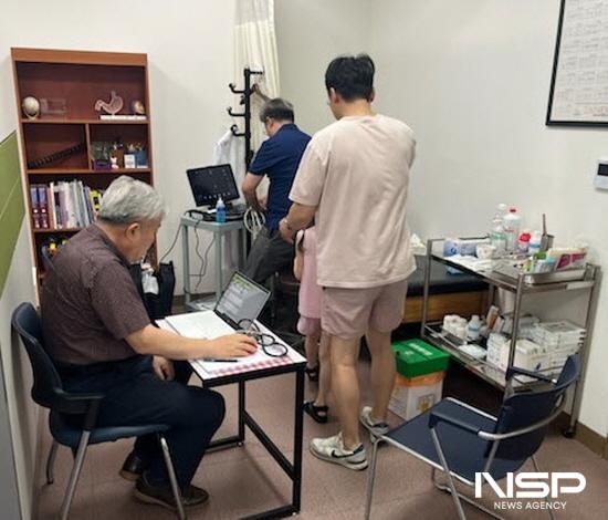 NSP통신-여수시보건소에서 연세대학교 세브란스 심장혈관병원 의료진이 선천성 소아 심장질환 무료 진료를 실시했다. (사진 = 여수시)
