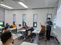 [NSP PHOTO]전남기동순찰대, 외국인 기초질서 정착 앞장
