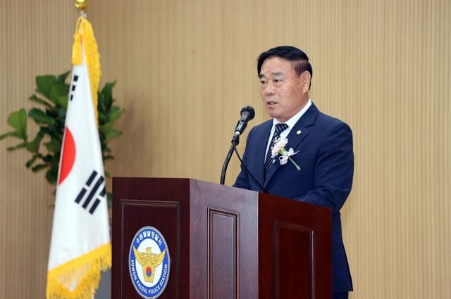 NSP통신-13일 이재식 수원시의회 의장이 축사를 하고 있다. (사진 = 수원시의회)