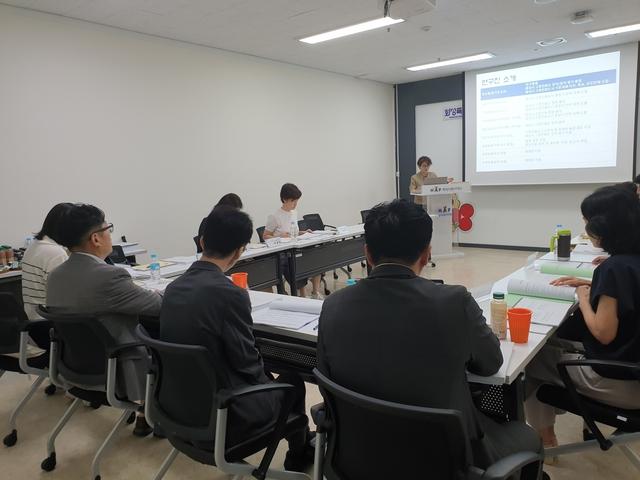 NSP통신-13일 고령친화도시 조성 연구 용역 최종보고회가 진행되고 있다. (사진 = 화성시)