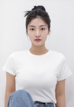 NSP통신-신인연기상을 수상한 오연빈 졸업생. (사진 = 안양대학교)