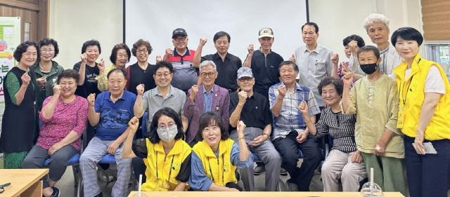 NSP통신-목포시 노인복지관 찾아가는 시니어 디지털 스쿨 호응 (사진 = 윤시현 기자)