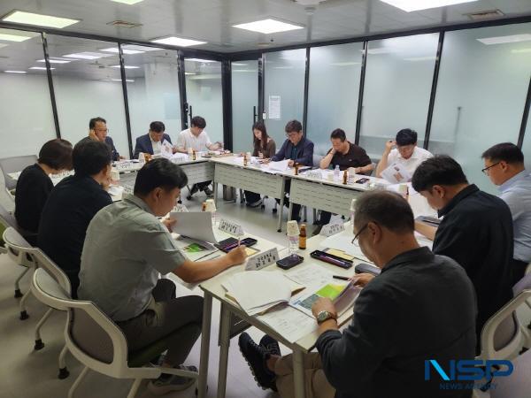 [NSP PHOTO]김천시, 국산목재 목조건축 실연사업 자문단과 현장 토론