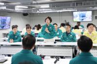 [NSP PHOTO]경기도의회 교육행정위, 을지훈련 도교육청 상황실 근무자 격려 방문