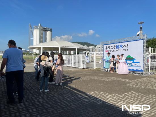 NSP통신-미츠이 오션 후지호 탑승 승객 (사진 = 여수광양항만공사)