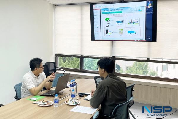 NSP통신-대구광역시와 대구상공회의소는 ESG 대응에 어려움을 겪고 있는 지역기업 지원을 위해 ESG 전문가 1:1 멘토링을 실시하고 있다. (사진 = 대구상공회의소)