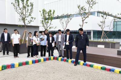 [NSP PHOTO]정명근 화성시장 화성동탄중앙도서관 현장 점검 나서