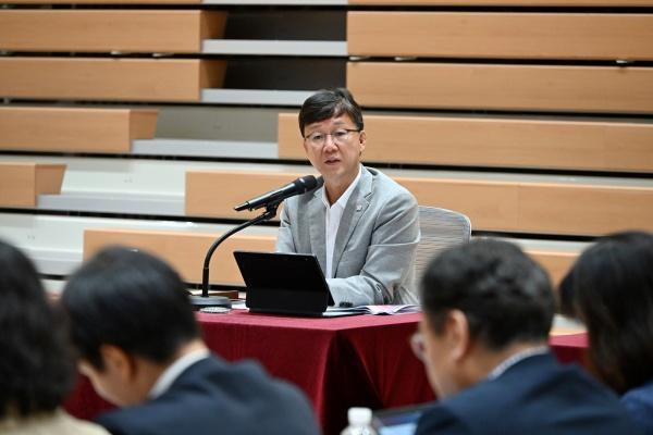 NSP통신-현장 간부회의를 주재하는 이민근 안산시장. (사진 = 안산시)