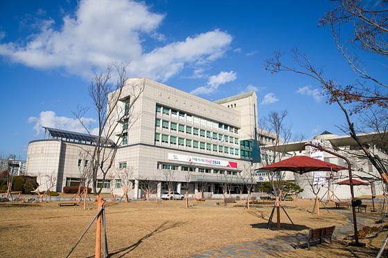 NSP통신-강원특별자치도교육청 전경. (사진 = 강원도교육청)