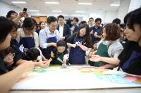 [NSP PHOTO]김동연, 함께 사는 세상 다짐…장애인 기회소득·현장 소통 강조