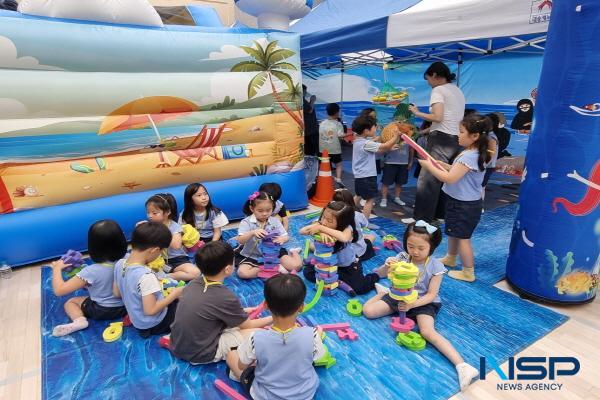 NSP통신-대구과학대학교는 지난 25일과 26일 2일간 교내 영송체육관에서 북구 및 달성군에 위치한 유치원과 어린이집 만 4세에서 5세 유아들을 초청해 어린이 직업대탐험 행사를 성황리에 개최했다. (사진 = 대구과학대학교)