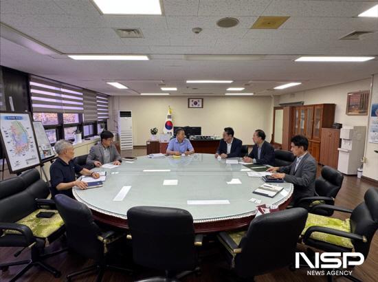 NSP통신-김정완 광양부시장 여수지방해양수산청장 만나 국비 지원 건의 (사진 = 광양시청)
