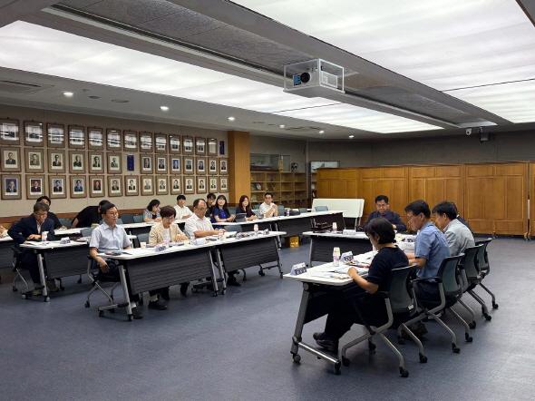 NSP통신-안동시는 시청 청백실에서 도시숲 등의 조성․관리 심의위원회를 개최했다. (사진 = 안동시)