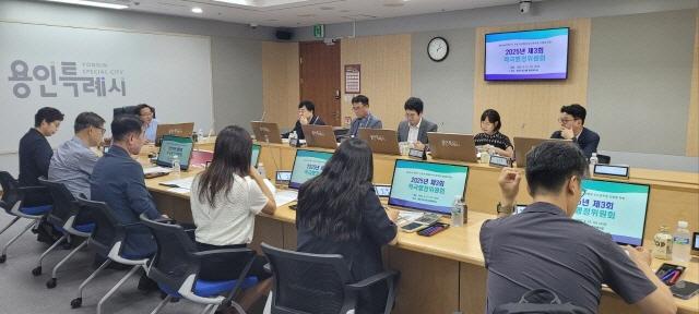 NSP통신-2025년 하반기 적극행정 1·2차 심사 선정 모습. (사진 = 용인특례시)