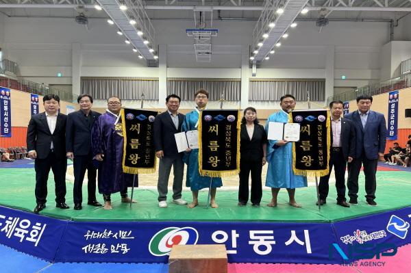 NSP통신-전통민속 스포츠인 씨름의 저변확대와 동호인 활성화를 위한 2025 경상북도씨름왕선발대회가 지난 8월 30일부터 31일까지 2일간 안동다목적체육관에서 성황리에 개최됐다. (사진 = 경북씨름협회)