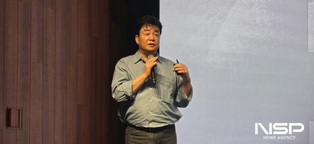NSP통신-더본코리아 백종원 대표가 TBK소스에 대해 설명하고 있다. (사진 = 옥한빈 기자)