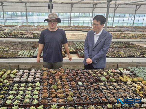 NSP통신-대구경북지방병무청은 3일 농어업분야 산업기능요원인 경북 경산시 후계농업민 복무현장을 방문해 후계농업민과 소통의 시간을 가졌다. (사진 = 대구경북지방병무청)