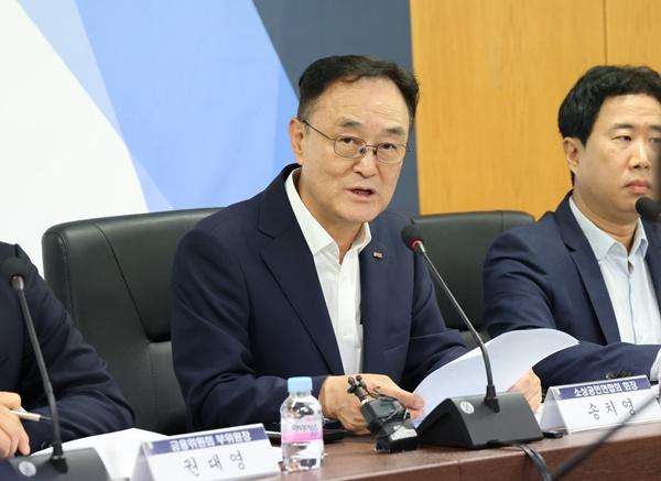 NSP통신-송치영 소상공인연합회장 발언 모습 (사진 = 소공연)