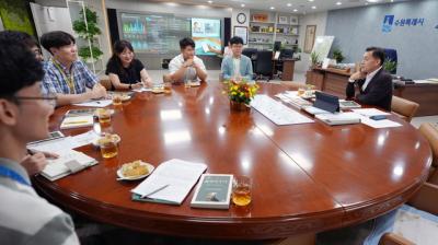 [NSP PHOTO]이재준 수원시장 공직자 독서 모임 수요정담 함께 한다