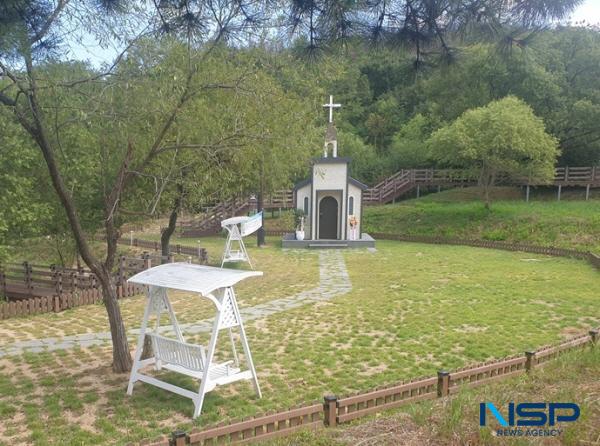 NSP통신-블루로드 3코스 중 창포리 별파랑공원 언덕에 설치한 기도의 방 (사진 = 독자 제공)