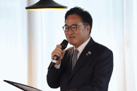 [NSP PHOTO]우원식 국회의장, 문동환·문혜림 기억전 개막식 참석