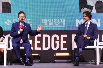 [NSP PHOTO]이철우 경북도지사트뤼도 캐나다  총리 특별 대담 가져 APEC 성공과 포용적 성장 공감대