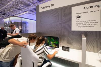 [NSP PHOTO]넷마블, 삼성전자와 IFA2025서 몬길 시연…3D 모니터로 몰입감 극대화