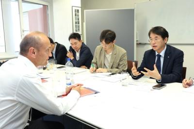 [NSP NEWS Image]이동환 고양시장독일 칩메트릭스글로벌파운드리 투자유치 논의