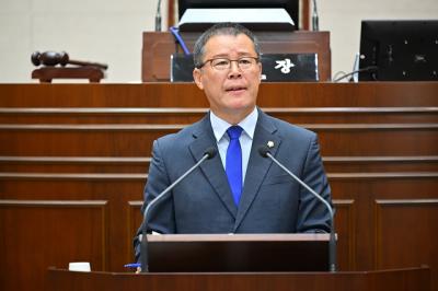 [NSP PHOTO]이주갑 완주군의원, 소상공인 상생방안 마련 촉구