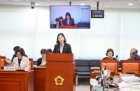 [NSP PHOTO]장윤정 경기도의원의 건강가정 기본 조례안, 상임위 통과