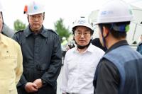 [NSP PHOTO]김동연, 민생경제 현장투어 도중 안전사고 발생 현장 긴급 출동…안전조치 지시