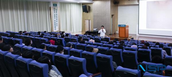 NSP통신-포항세명기독병원은 지난 18일 본관 대강당에서 9월 포항MBC시민건강클리닉 건강강좌를 개최했다. (사진 = 포항세명기독병원)