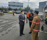 [NSP PHOTO]김재숙 광양시새마을금고 이사장, 물류창고 화재 현장 찾아 소방대원들 격려
