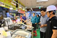 [NSP PHOTO]속초시, 추석 대비 전통시장 민관 합동점검 실시